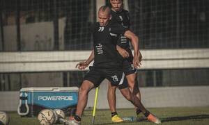 Crónica / Olimpia: Con dos cambios y varios juveniles entre los concentrados
