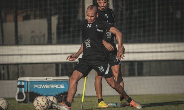 Crónica / Olimpia: Con dos cambios y varios juveniles entre los concentrados