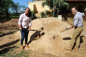 Carapeguá: denuncian que políticos hacen campaña proselitista con proyecto del Ministerio de Salud - Política - ABC Color