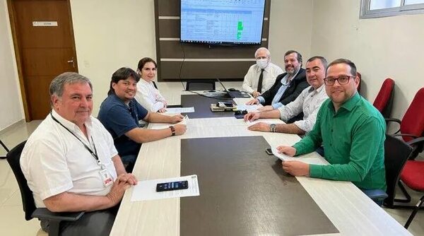 Tesãi asegura que no rescindirá servicios en Hospital Distrital de Presidente Franco - ABC en el Este - ABC Color