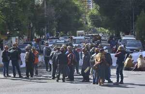 Mineros paralizan por segundo día La Paz para que el Gobierno atienda sus pedidos - MarketData