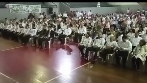 Oviedo Matto presenta listas y pide a sus operadores reunir 20.000 personas - Política - ABC Color