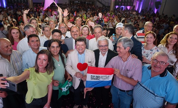 Lanzan dupla Acevedo-Querey fuera de la Concertación