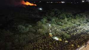 Combate al fuego continúa en varios frentes | 1000 Noticias
