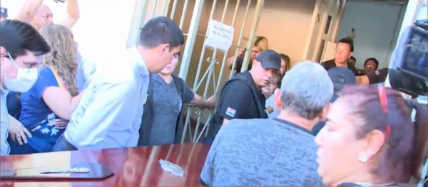 Gremios de Producción repudian ingreso del ataúd del exlíder del EPP al Buen Pastor - Unicanal