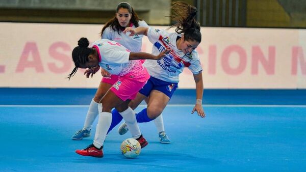 PARAGUAY CAE SOBRE EL FINAL Y BUSCARÁ HOY SU CLASIFICACIÓN