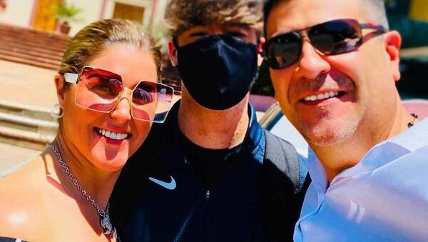 Cynthia Tarragó apareció con su hijo y Roberto Pérez