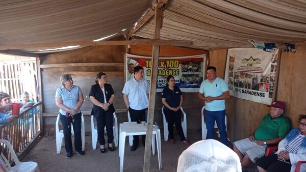 Socializan avances y detalles con beneficiarios del proyecto habitacional San Blas - .::Agencia IP::.