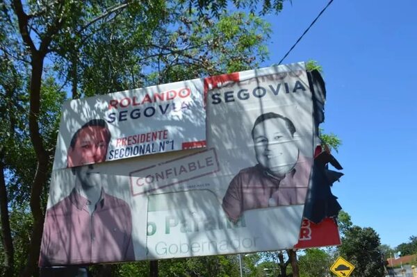 Cartistas usan cartel de obra pública para propaganda electoral ilegal - ABC en el Este - ABC Color