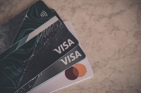 Visa gana 14.957 millones de dólares en su año fiscal 2022 - Revista PLUS