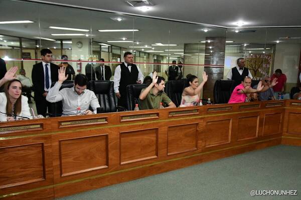 Crónica / Junta Municipal de Asunción pide que rajen a Osvaldo Villalba de la Recoleta