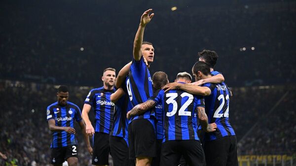 El Inter golea y acaba con las esperanzas del Barcelona