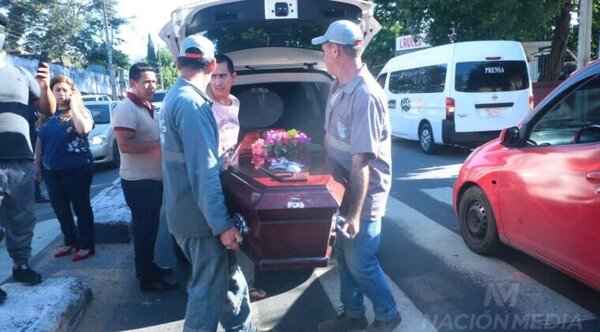 Junta Municipal de Asunción aprueba pedido para retirar féretro de Osvaldo Villalba de la Recoleta - Radio Imperio