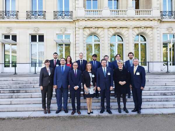 Centro de Desarrollo de la OCDE compromete cooperación para desarrollo sostenible - .::Agencia IP::.