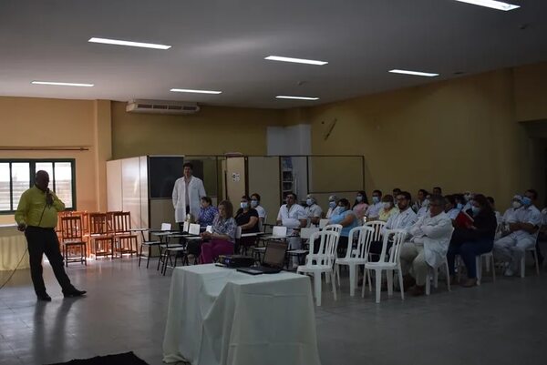 Pacientes renales del Hospital de Luque accederán a nuevo tipo de tratamiento - Nacionales - ABC Color
