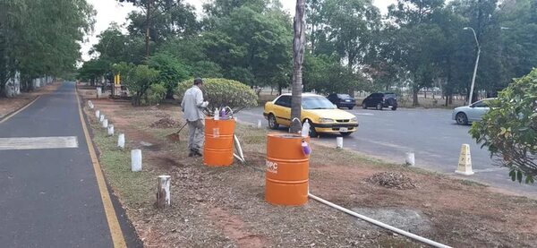 Cuatro firmas pugnan por mantenimiento y reparación del Parque Ñu Guasu y sede del MOPC - Economía - ABC Color