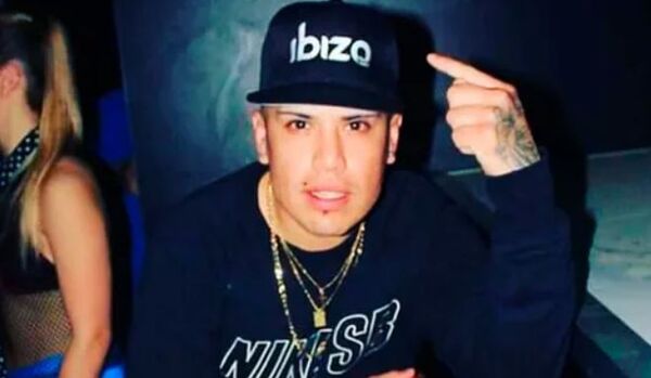 El cantante de los Wachiturros se cayó de un escenario y está en grave estado de salud