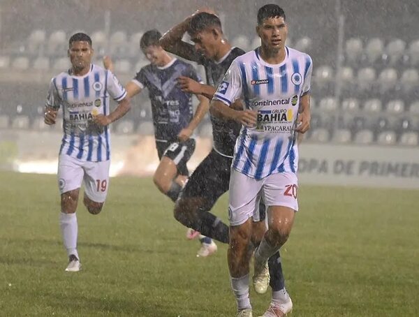 12 de Octubre vs. Ameliano: En Itauguá se completa hoy - Fútbol - ABC Color
