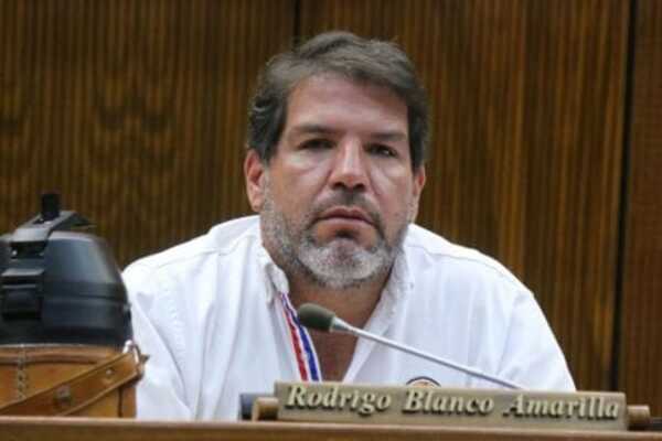 (VIDEO) Diputado nacional hizo de héroe en pleno raudal