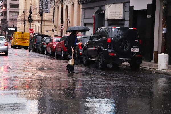 Meteorología pronostica jueves cálido y con lluvias dispersas