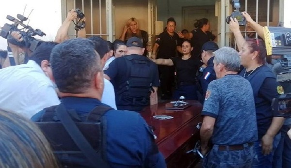 Fuertes cuestionamientos al Ejecutivo por acontecido en Buen Pastor