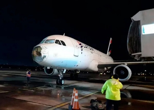 Abren investigación y LATAM minimiza incidente