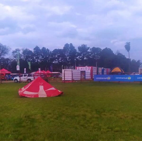 Temporal causó destrozos en la Expo Guairá - Nacionales - ABC Color