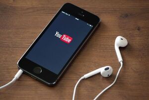 YouTube incorpora modo ambiente y un nuevo zoom