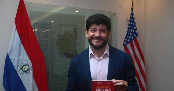 La Nación / Alfredo Pajés presentó su libro “Los nuevos poderes del líder”