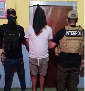 Tres paraguayos requeridos por delitos en otros países fueron capturados por Interpol - Policiales - ABC Color