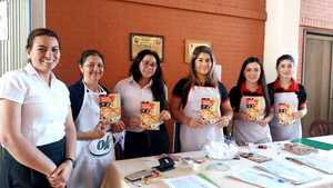 Gobernación de Itapúa impulsa curso de productos navideños