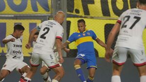 Patronato se da el lujo de eliminar a River y Boca