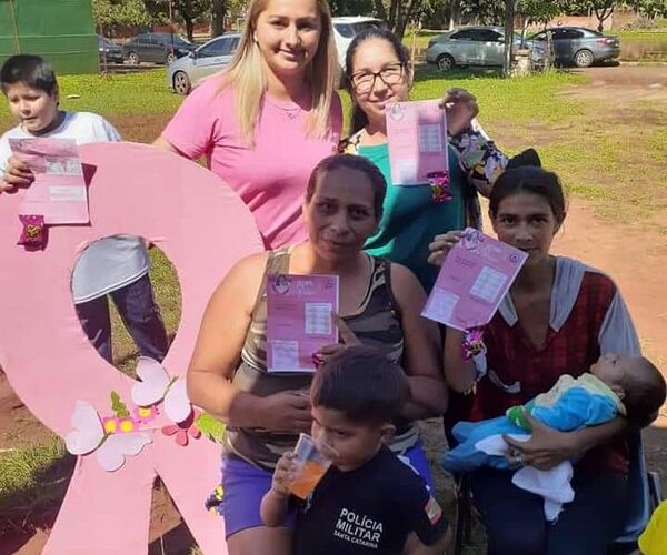 Ofrecen charlas sobre el cáncer de mama