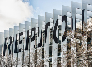 Repsol gana 3.222 millones de euros hasta septiembre con alza de precios de hidrocarburos - Revista PLUS