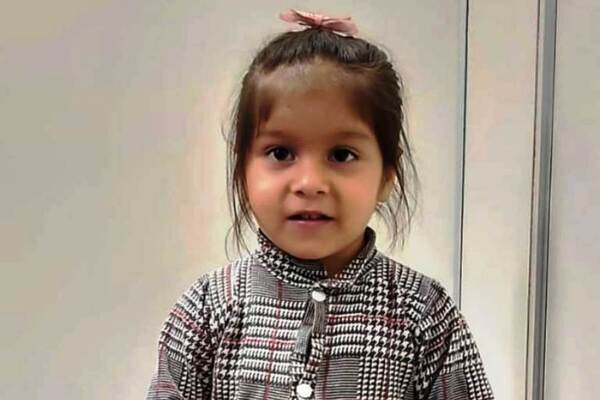 Madre abandonó a su hija en cancha de vóley •