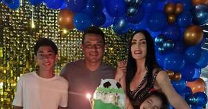 La Nación / Raúl el “Ratón” Román celebró el inicio de una nueva vuelta al sol