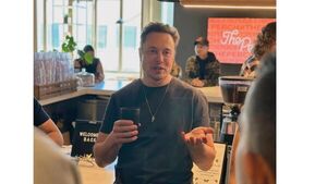 Elon Musk confirma que compra Twitter "por el futuro de la civilización" - Revista PLUS