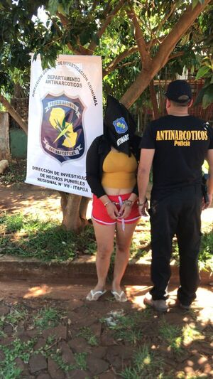 Presunta microtraficante detenida en barrio San Pedro de Encarnación