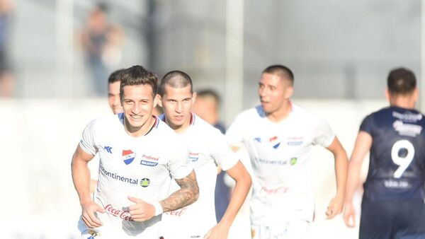Nacional responde a Olimpia con una contundente goleada