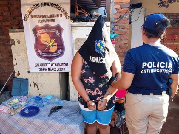 Allanan guaridas de exconvictos en San Carlos y encuentran drogas y armas •