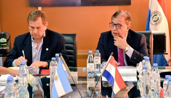 Comité Ejecutivo de la EBY analizó marcha institucional y evaluó obras e inversiones