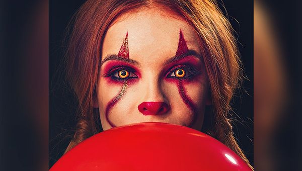 Gusto por el susto: En Halloween empresas viven un boom en demanda de disfraces y sangre artificial