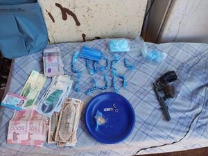 Detienen a cuatro personas tras varios allanamientos por microtráfico - Policiales - ABC Color