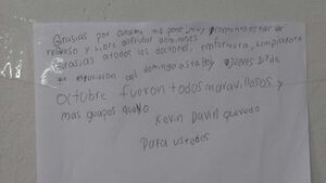 Niño dejó una carta de agradecimiento a doctores