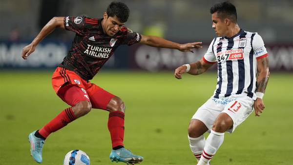Diario HOY | Robert Rojas volvería a las canchas ante el Betis español