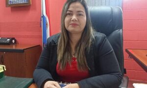Madre de niña abandonada se presentaría este viernes