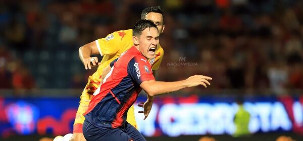 Las dos polémicas jugadas en las que todo Cerro Porteño pidió penal
