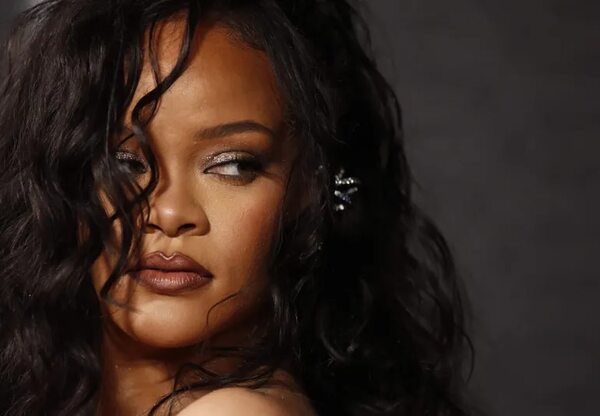 “Lift me up”, la nueva canción de Rihanna, rinde tributo a Chadwik Boseman - Música - ABC Color