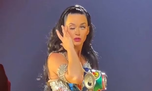 Katy Perry explica la verdad detrás del ‘ojo descompuesto’