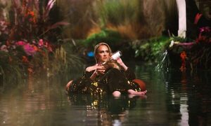 Adele expone en ‘I Drink Wine’ cómo el alcoholismo puede cambiar tu alrededor